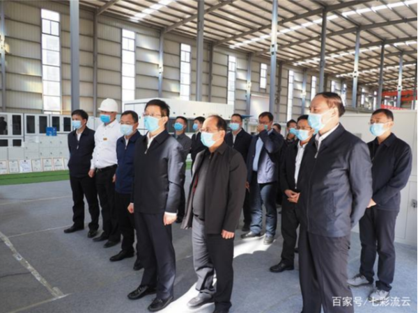云南省委副书记王予波到马龙工业园区调研